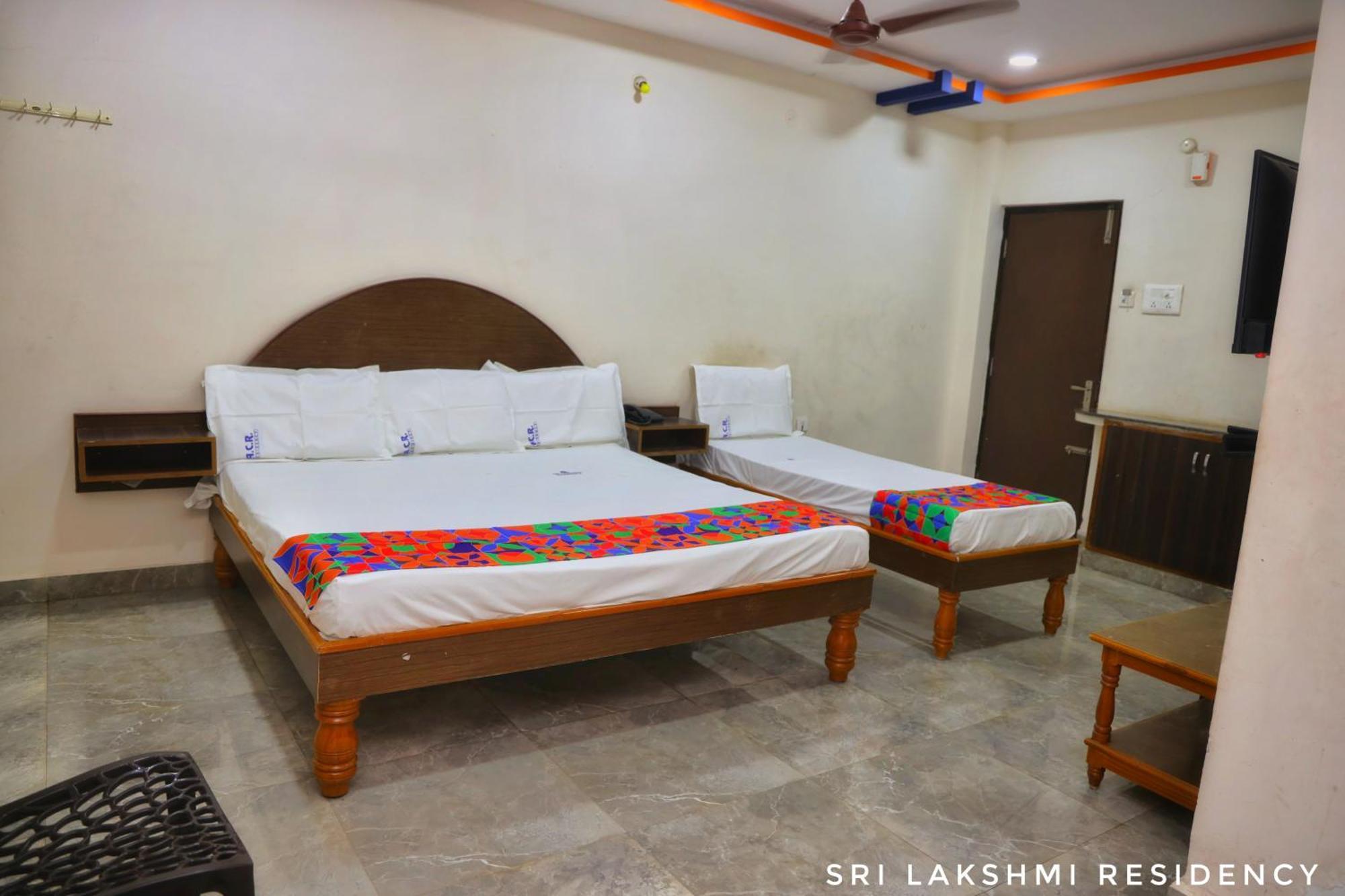 Hotel Sri Lakshmi Residency Tirupati Exterior foto